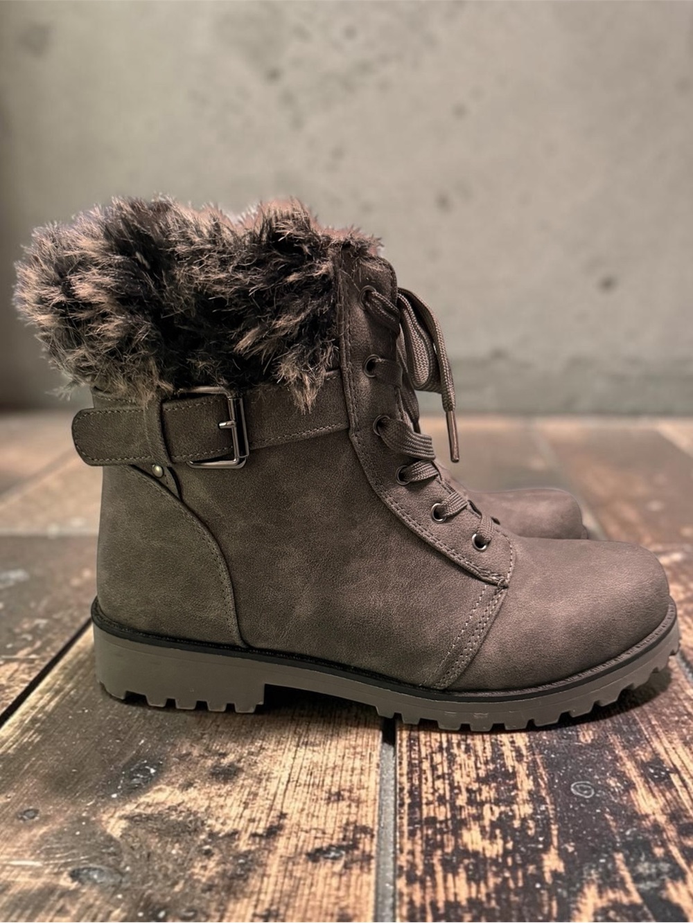 Lace-Up Faux Fur Ankle Boots - Gray